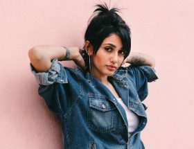 Influenceurs et mode : leur impact sur les tendances actuelles