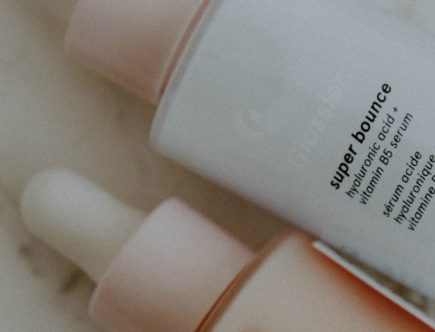 Teint léger et naturel pour l'été