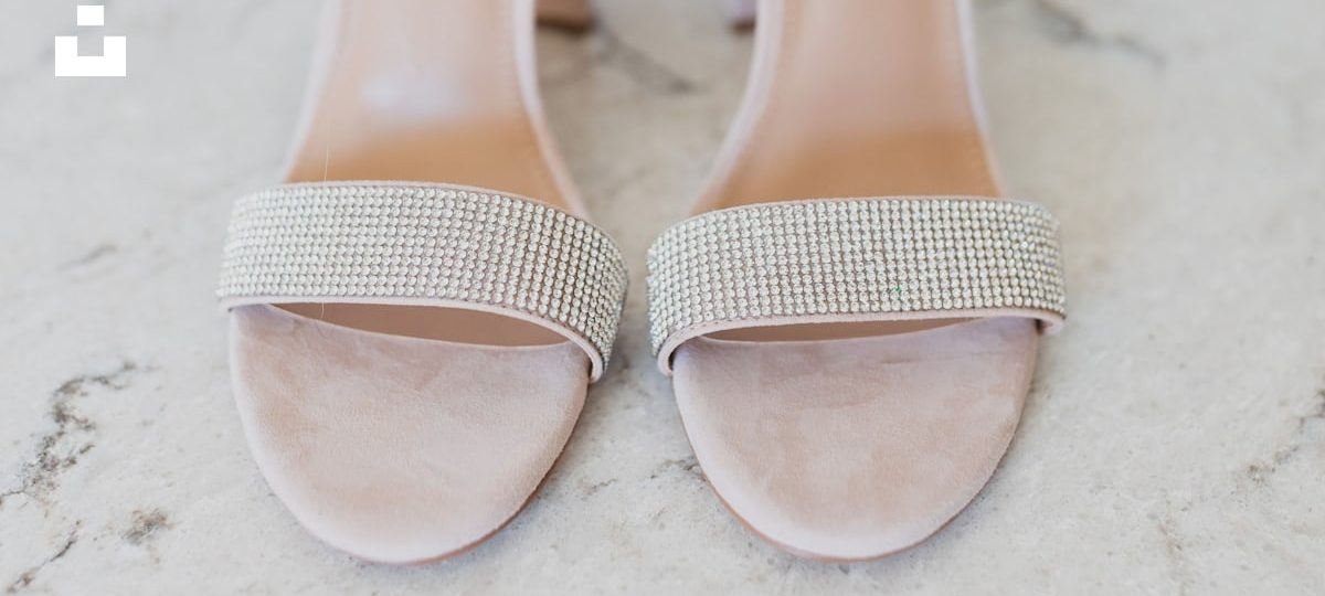 Chaussures élégantes pour invitée de mariage d'été