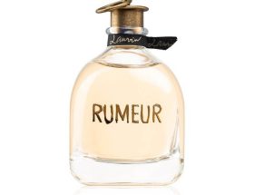 Flacon de parfum dans une ambiance propre et lumineuse