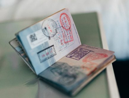 Meilleurs carnets de voyage à remplir 2026 : guide complet